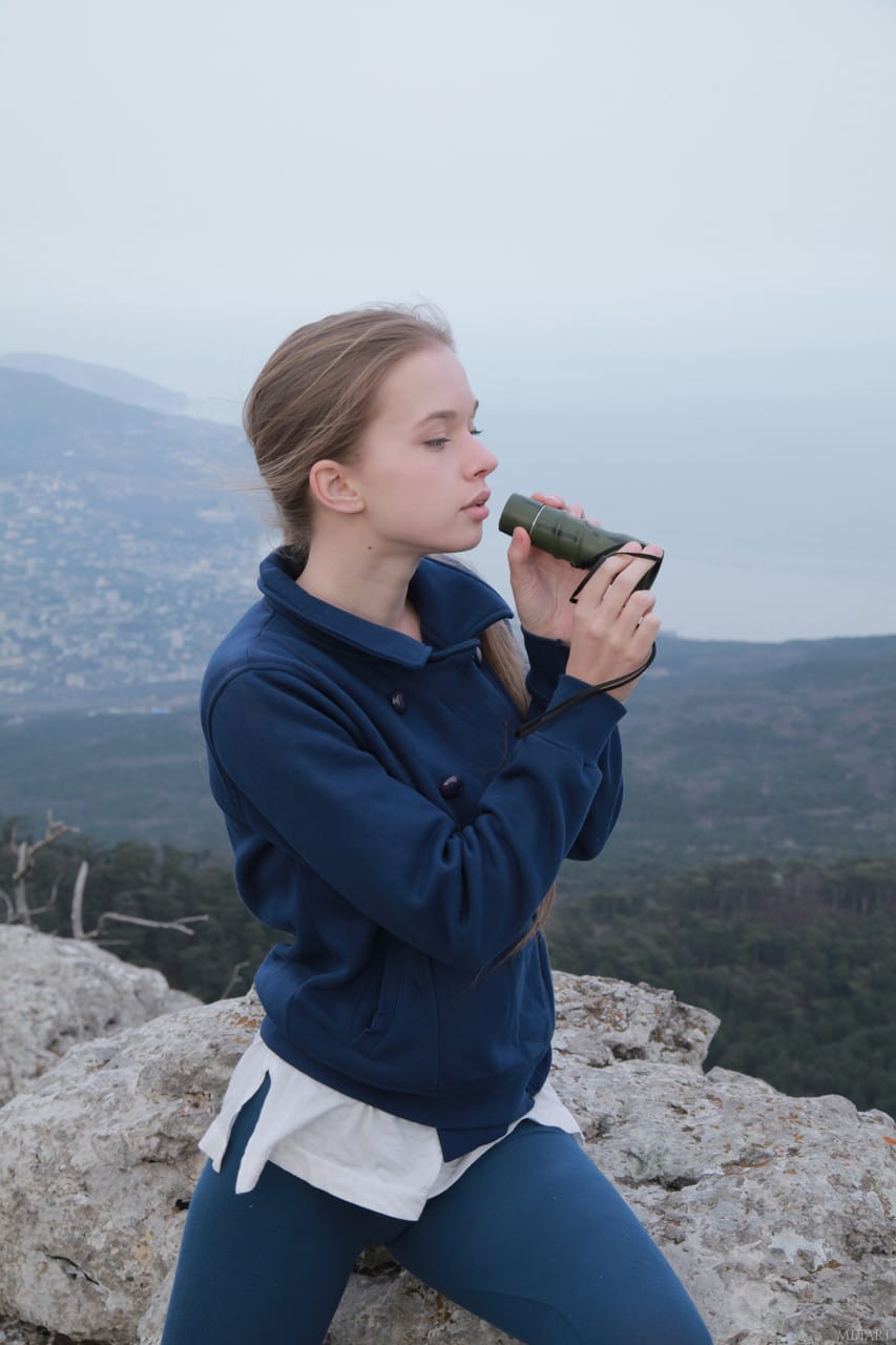 Milena D megdöbbentő fotósorozata a Met Art galériában - Milena D - 19. kép