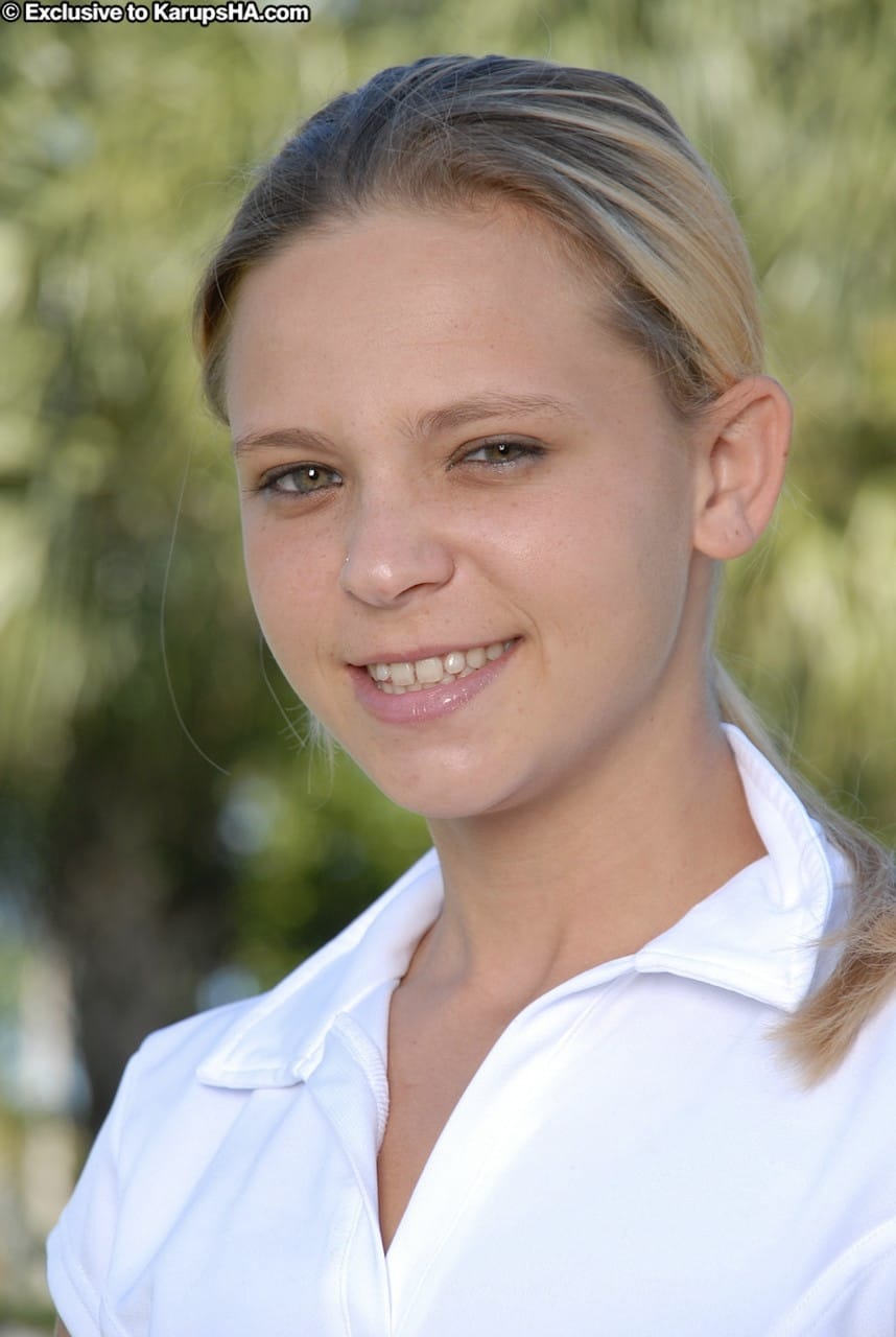 Destiny Garnet otthoni fotói a Karups városában - Destiny Gránát - 2. kép