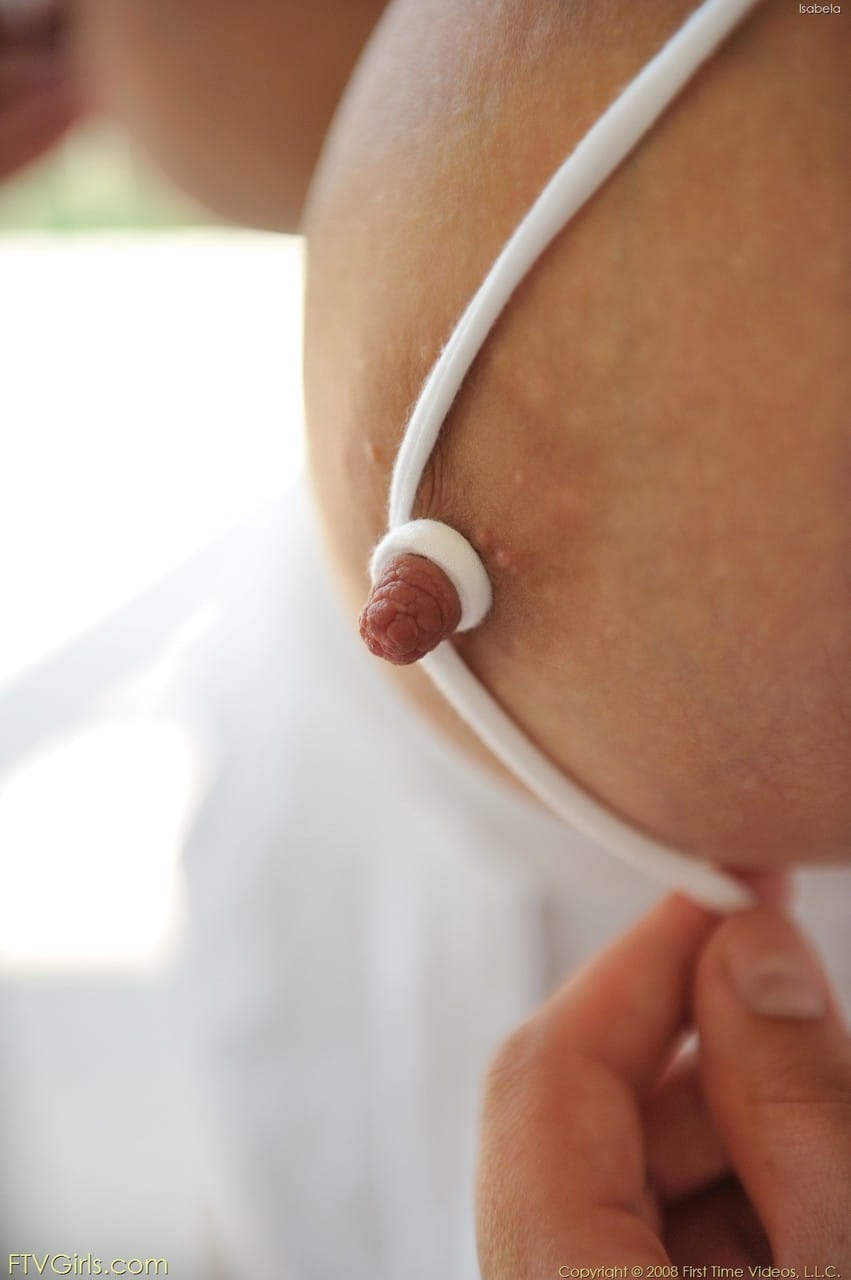 Sexy Isabela plays with her hot nipples and touches her yummy pussy lips, Isabela - Szexi, Bombázó, MILF - 4. kép