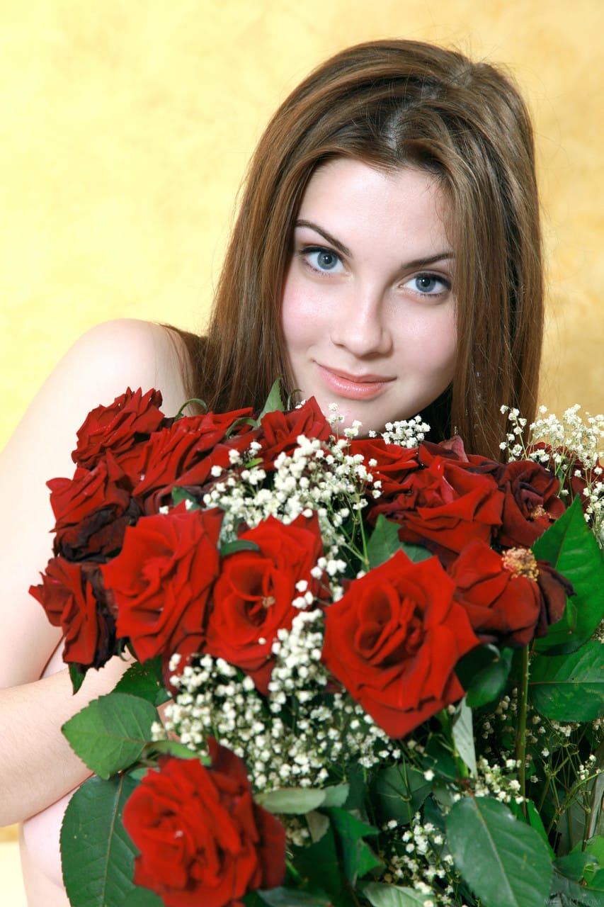 Marta E - tökéletes kebleit megmutatja szólóban, Marta E - Ukrán, Cuki, Fiatal - 20. kép