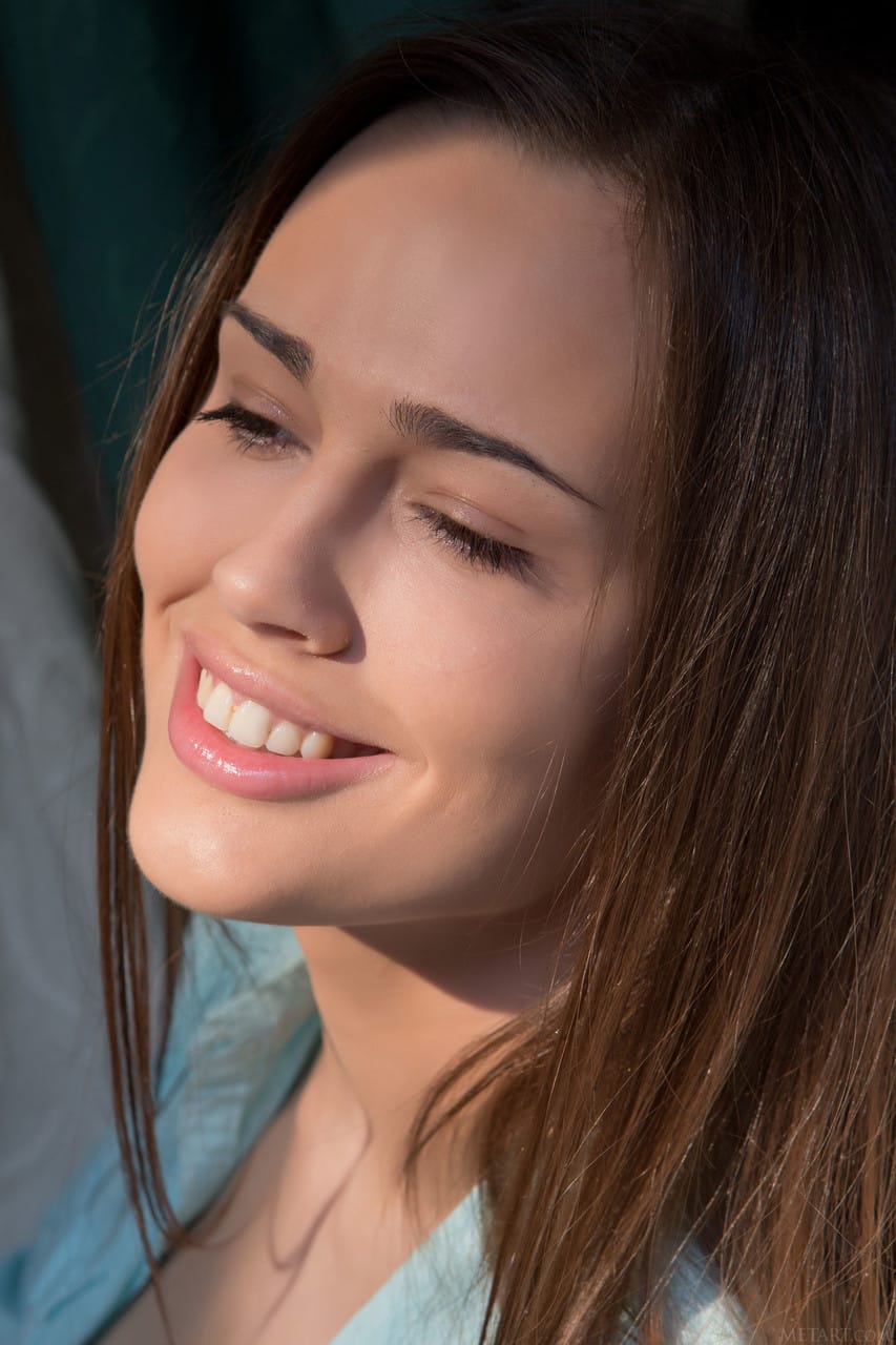 Trista A szexgalériája – Met Art válogatás, Trista A - Arc, Punci, Amatőr - 2. kép