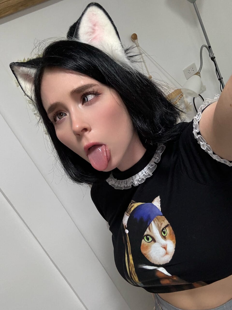 Sweetie Fox OF - exkluzív OnlyFans fotók, Sweetie Fox OF - Vörös, Popsi, Szoknya - 15. kép