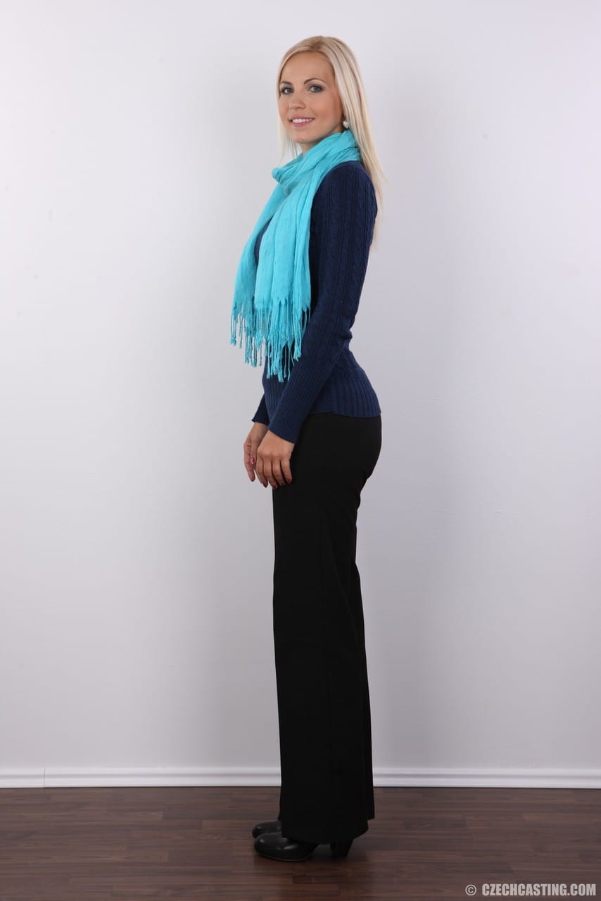 Jenny vetkőzős castingja, Jenny - Amatőr, Casting, Arc - 3. kép