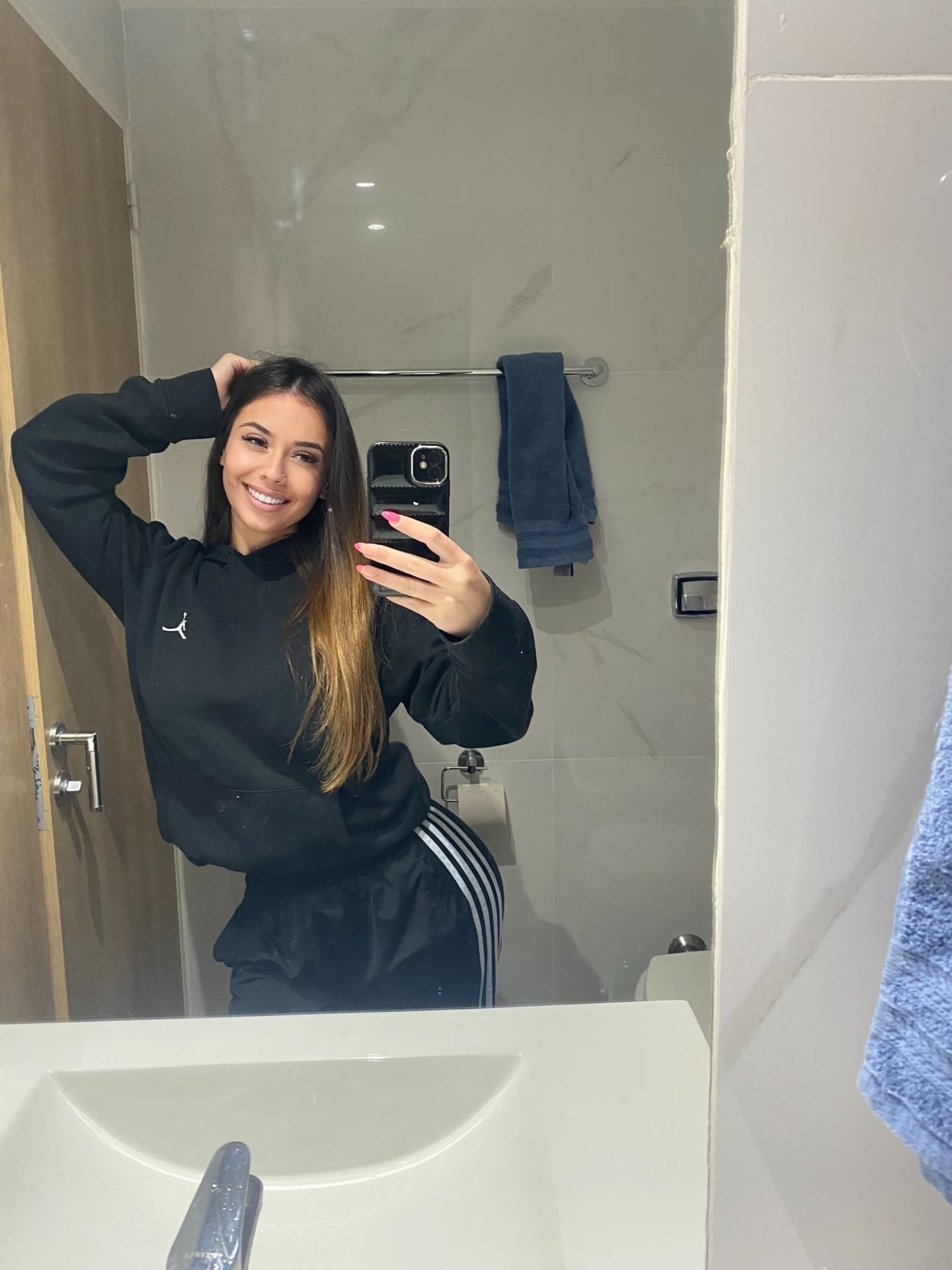 Sabrina Fontana dögös szóló fotói, Sabrina Fontana - Szelfi, Fiatal, Farmer - 16. kép