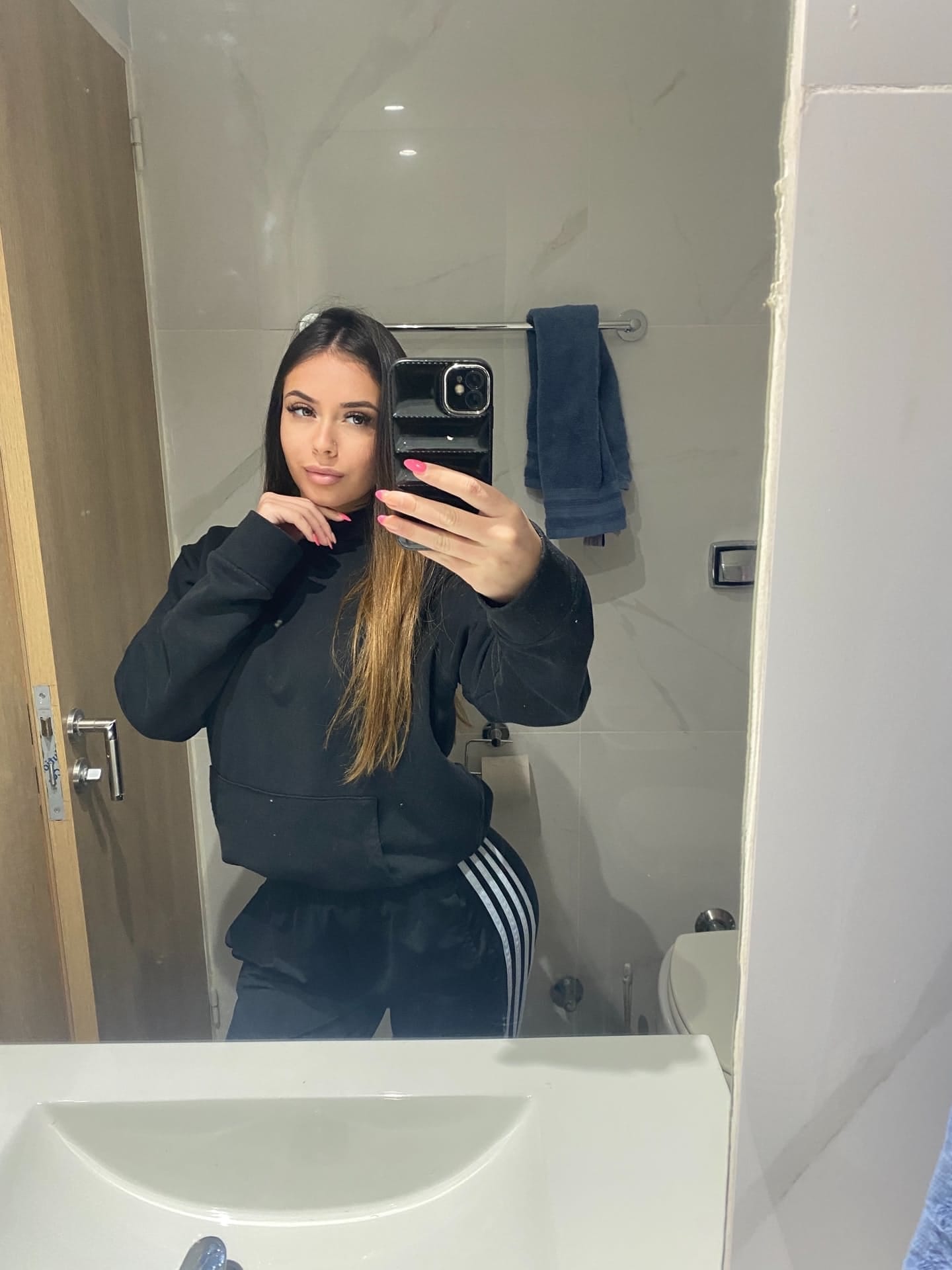 Sabrina Fontana dögös szóló fotói, Sabrina Fontana - Szelfi, Fiatal, Farmer - 18. kép