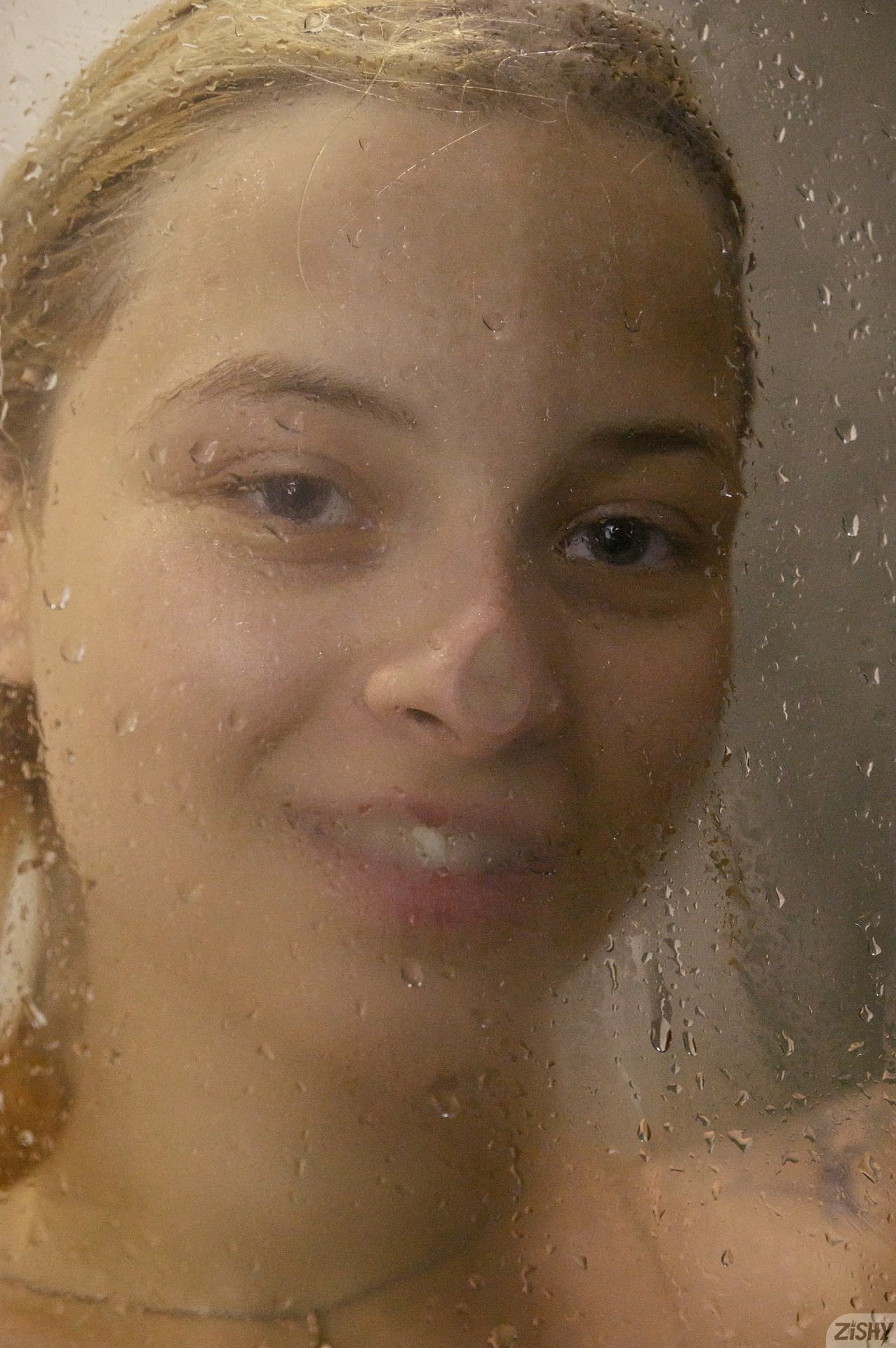 Bianca Bell szőke szépség debütál, és megmutatja dögös popsiját, Bianca Bell - Amatőr, Dús popsis, Popsi - 6. kép