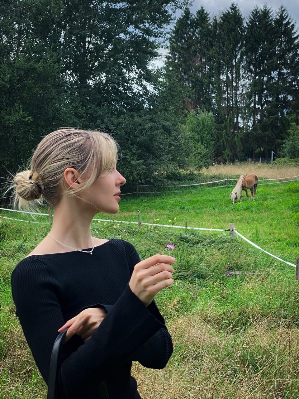 Yamuse gyönyörű fotója a szabadtéri kalandok közepette