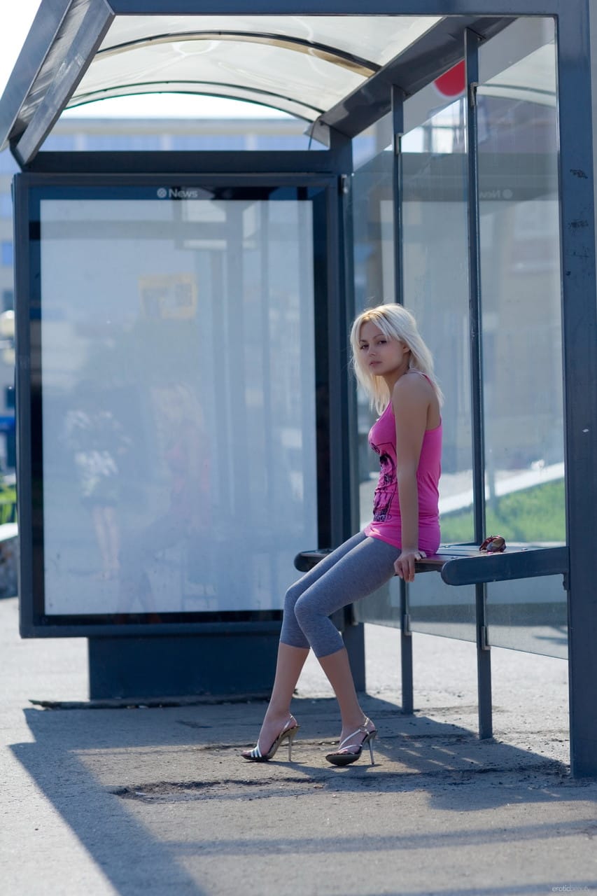 Nicca R szőke modell Erotic Beauty erotikus fotógaléria