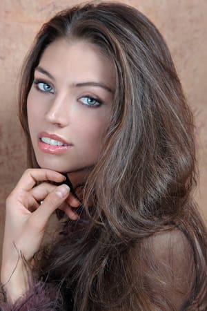 Valentina Kolesnikova angyali szépsége és dús idomai