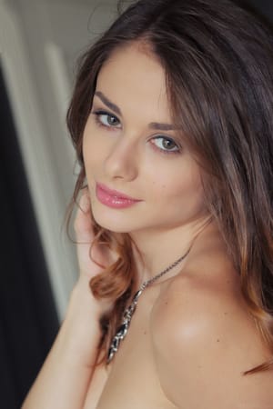 Loretta A ukrán modell aktfotó - Met Art glamúr galéria