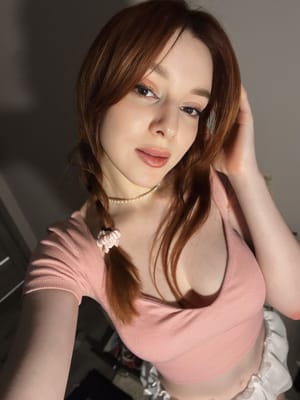 Sofi Foxxxy vörös hajú tini OnlyFans modell – exkluzív fotók